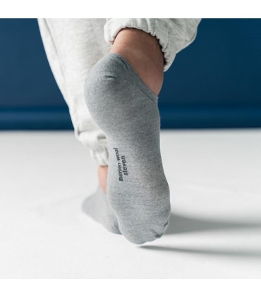 Art. 130 HJ001 41-43 SZARY - STOPKI Z WEŁNY MERINO