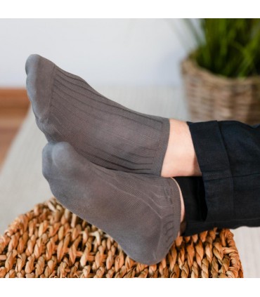 Art.042 AE003 41-43 SZARY