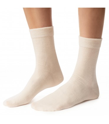 Art. 130 GA003 35-37 ECRU - SKARPETKI DAMSKIE Z WEŁNY MERINO